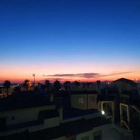 Agradable Adosado Con Piscina, Duchas Hidromasaje Torrevieja Exterior foto