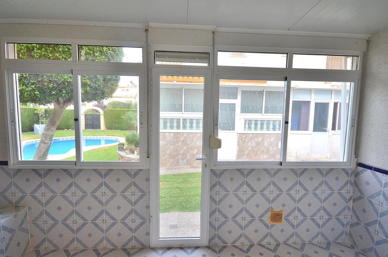 Agradable Adosado Con Piscina, Duchas Hidromasaje Torrevieja Exterior foto