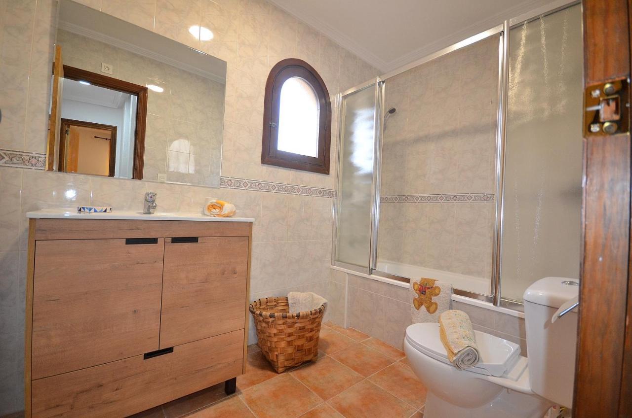 Agradable Adosado Con Piscina, Duchas Hidromasaje Torrevieja Exterior foto