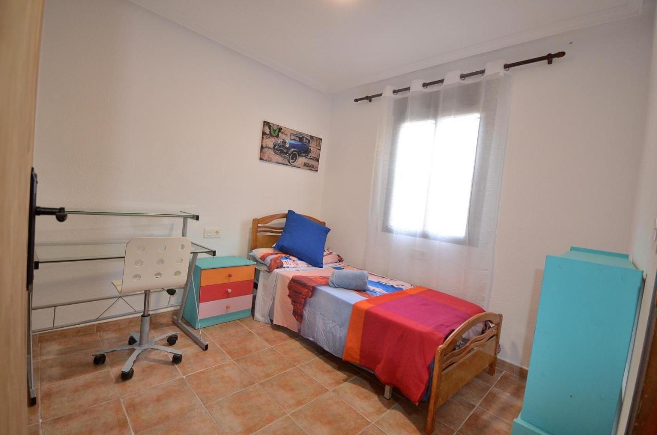 Agradable Adosado Con Piscina, Duchas Hidromasaje Torrevieja Exterior foto