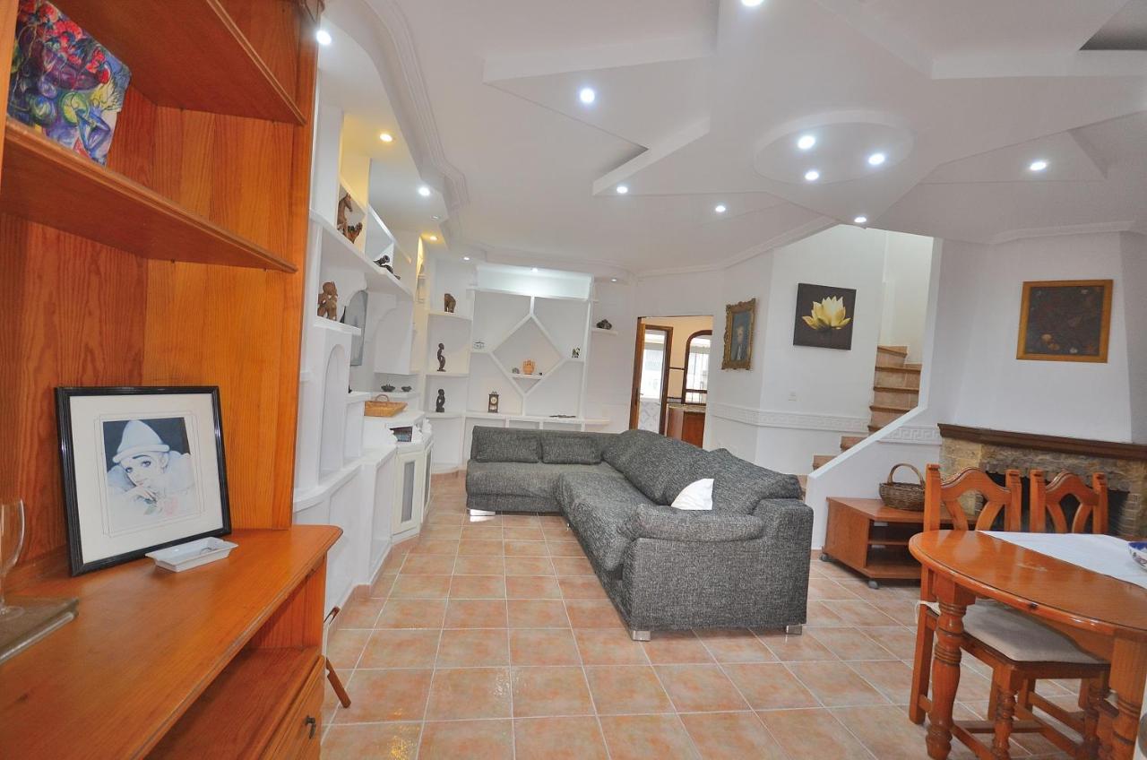 Agradable Adosado Con Piscina, Duchas Hidromasaje Torrevieja Exterior foto