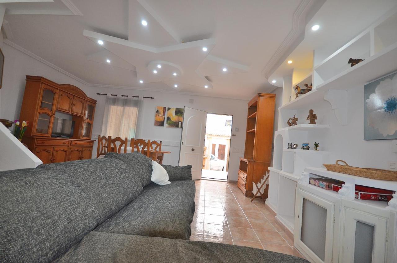 Agradable Adosado Con Piscina, Duchas Hidromasaje Torrevieja Exterior foto