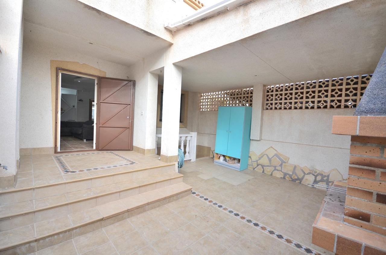 Agradable Adosado Con Piscina, Duchas Hidromasaje Torrevieja Exterior foto